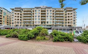 Belle Escapes - Park View Apartment At The Pier